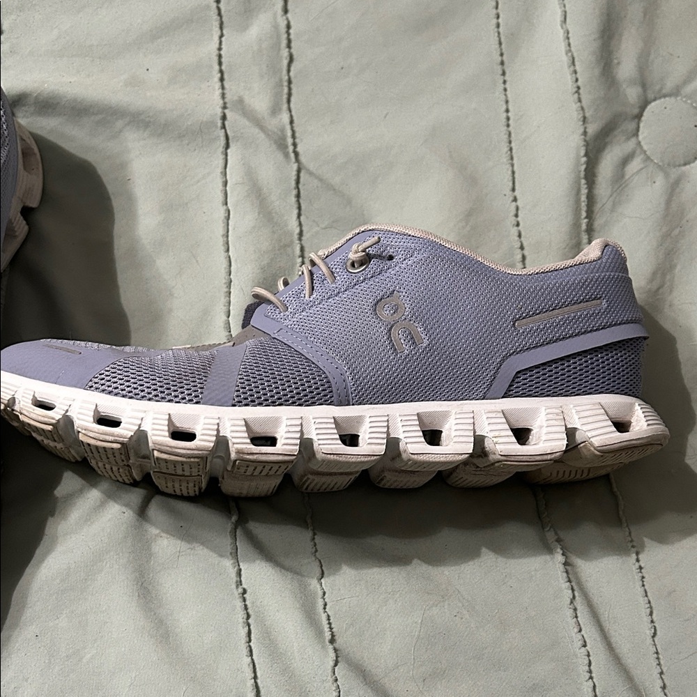On Running Women’s Purple and White Athletic Shoes - Picture 3 of 4